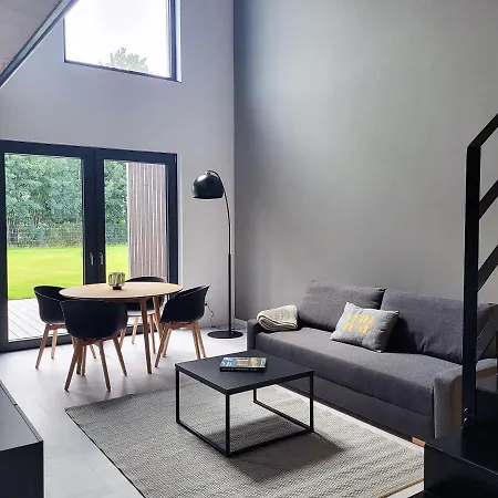 Schlossterrassen 4a *