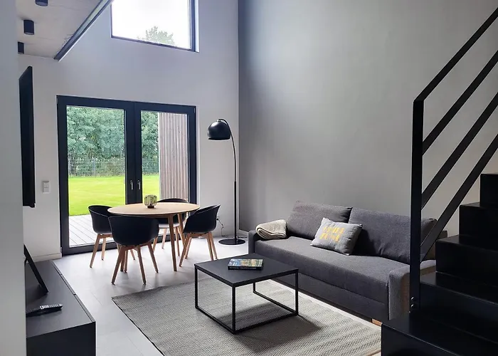 Schlossterrassen 4a *